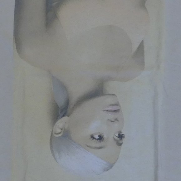Ariana Grande Sweetener Album Upside Down Women's Beige Small T-Shirt - Picture 2 of 5